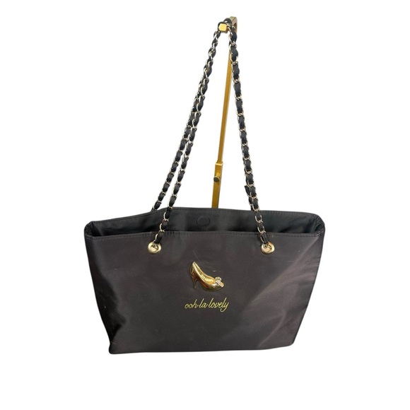 DSW Elegant Black Tote with Gold Details (B5) - Picture 3 of 16